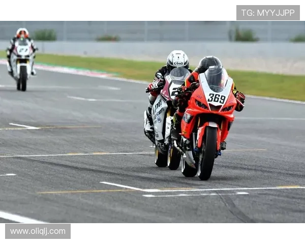 摩托车大奖赛赛场风云再起新赛季车手激战焦点深度全解析报道展望 摩托车大奖赛赛场风云再起新赛季车手激战焦点深度全解析报道展望