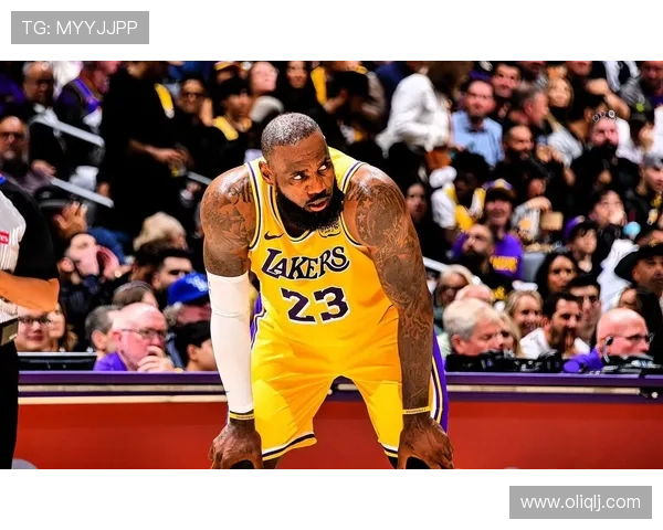 湖人逆转勇士上演惊险绝杀全队士气大振冲击季后赛前景看好走势佳