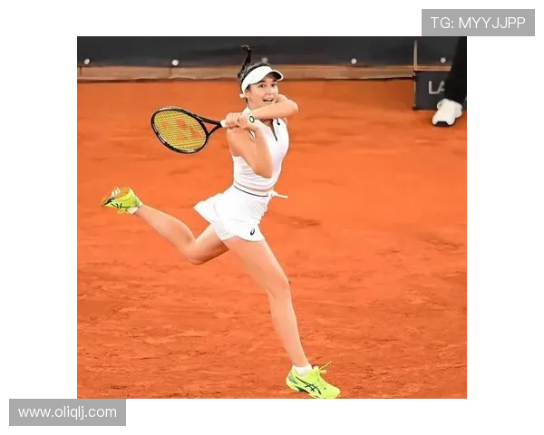 网球赛场风云再起：新星崛起，顶级球员为荣誉激烈角逐